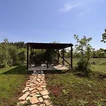 Nascosta Villa